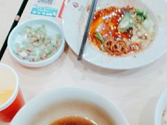 -李先生牛肉面大王(北京站售票厅餐厅)
