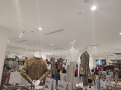 -优衣库(郑州二七万达广场店)