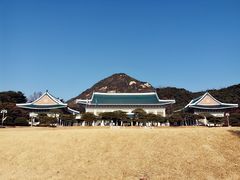-青瓦台舍廊房