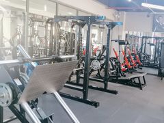 -豪思成DK健身私教连锁(凯乐国际店)