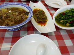 -鲁班小馆(政四街店)