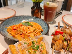 -阿妮叶李(光谷世界城店)