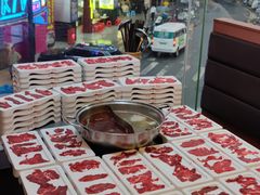 -罗二娘·鲜切牛自助火锅(罗湖东门步行街店)