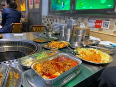 自助取餐区-马路牙子烧烤音乐酒馆(望京店)