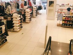 -优衣库(苏州圆融时代广场店)