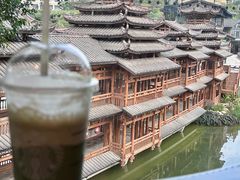 -星巴克(南宁民歌湖店)