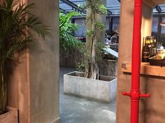 -HIGH FIVE哈福手工汉堡(桂林路店)