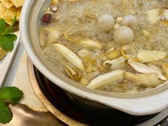 -野菌园·野生菌火锅首创第一家(关兴路总店)