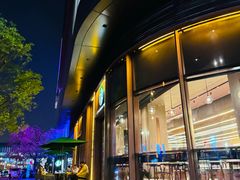 -星巴克臻选(上海虹桥新天地三店)