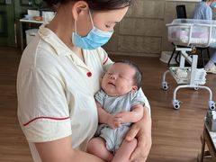 -爱月宝月嫂·育儿嫂(哈尔滨总店)