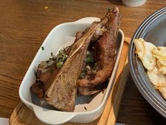 -蜜桃餐厅·伴山(湖滨商业街店)