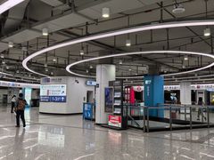 -东方体育中心(地铁站)