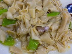 青椒炖豆腐皮-贤花饭店(城阳店)