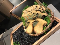 -享月汤皇·海鲜小火锅·聚会(曲江创意谷店)