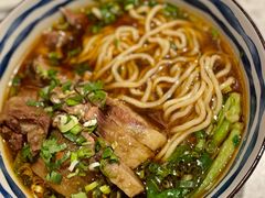 香辣牛腩面-食之六七·面(朝阳大悦城店)