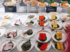 -雍容荟帝王蟹活龙虾展台自助(IFS黑金店)