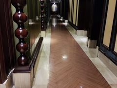 -王府井酒店(金桥港湾店)