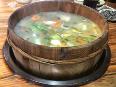 -秋语木桶鱼.酸菜鱼(开发区火车站店)