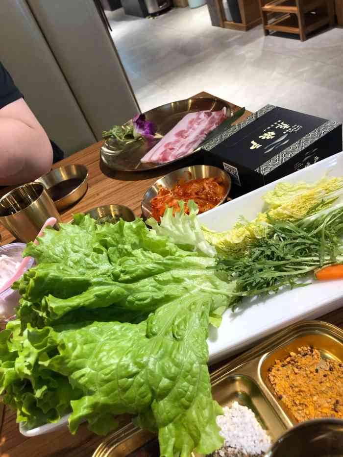 京娘户鳗鱼烤肉(武清万达店)-"菜品口味正常,服务很好,小哥很热情