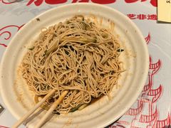 -肥肥虾庄·金牌油焖大虾(杨园滨江时代walk店)