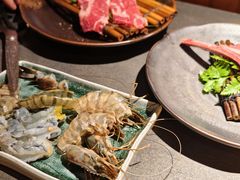 -铭牛烧肉·和牛海鲜自助(高新月牙湖店)