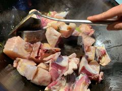 -鱼窝棚柴火铁锅炖(富山屯店)