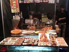 -六合夜市