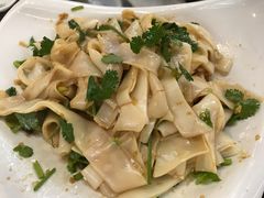 捞起竹篙粉-敦煌喜宴(万达广场店)