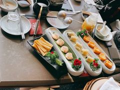 -捞王锅物料理(上海世茂广场店)