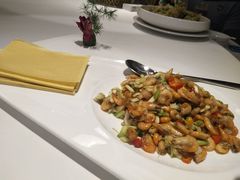 -毛家饭店·30年融合新湘菜(汉峪金谷店)