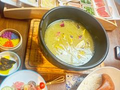 -芸南道·过桥米线(昆明老街旗舰店)