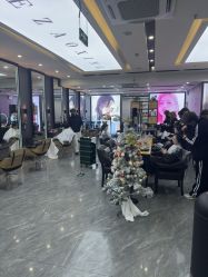 -藤野造型烫染·漂发