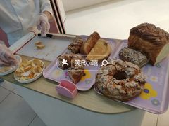 -好利来(上海长宁龙之梦店)