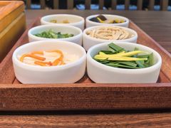 -良米山·云南野生菌过桥米线(上海首店)