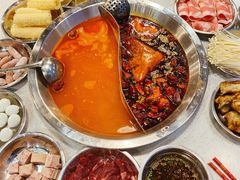 小香肠-老成都市井火锅阿泥頭火锅公司(海宁长安佳源中心广场店)