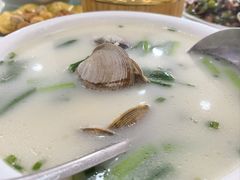 -鹏城人家海鲜酒家·23年老字号(较场尾店)