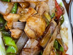 -胡子饮食店