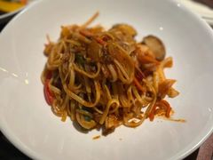 -MONICH牛排融合餐厅(和义大道购物中心店)