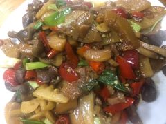 -牛八宝桂林米粉(八里庄店)