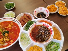 -顺溜·手工刀削面·黑金店(铜锣湾店)