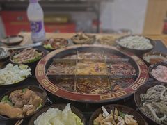 -谭记重庆老火锅(总店)