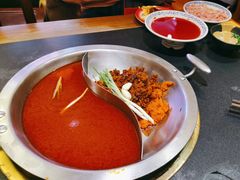 -沸炉重庆老火锅(军事博物馆店)