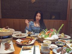 -花和海鲜自助(梅江店)