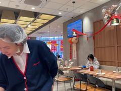 -必胜客(新中纬店)