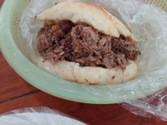 -老西关黄老太牛肉烧饼