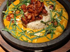 黄咖喱饭配碳烤鸡肉-Professor Lee (K11艺术中心店)