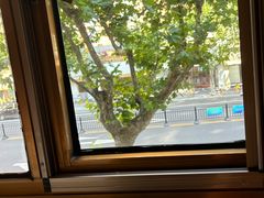 -白玉兰酒店(上海田子坊马当路地铁站店)