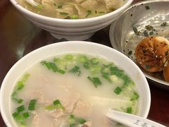 本帮肚肺汤-三两春(浦三路店)