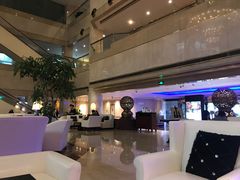 -上海齐鲁万怡大酒店·辣椒屋咖啡厅