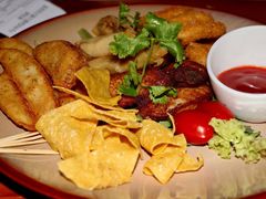 小吃拼盘-鲨鱼美式餐厅酒吧Sharky
